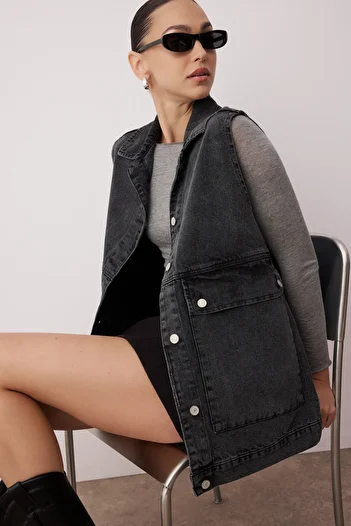 Trendyol Collection Anthracite Shirt Collar Pocket Detailed 100% Cotton Denim Vest Jacket TCTAW22CK0006