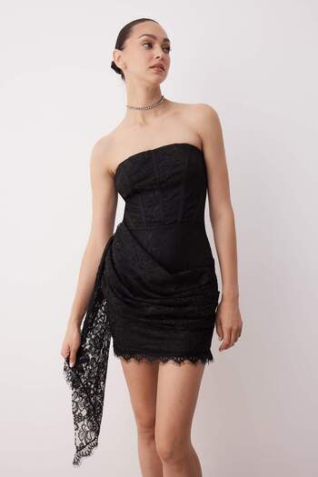 Trendyol Collection Black Body Fitting Strapless Lace Mini Dress Tprss25El00299