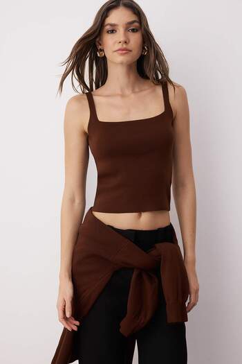 Trendyol Collection Brown Button Detailed 2-Piece Viral Knitwear Cardigan-Blouse Set Twoaw26Hi00017