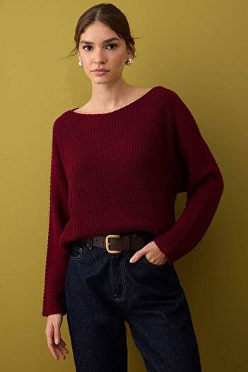 Trendyol Collection Burgundy Wide Fit Basic Boat Neck Knitwear Sweater Twoaw26Kz00103