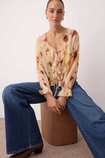 Trendyol Collection Yellow-Multicolor Chiffon See-Through Ruffle Pattern Woven Blouse Twoaw26Bz00094