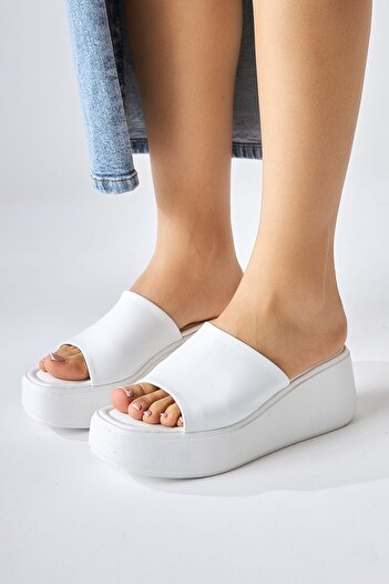 Limoya Kadra White Wedge Heeled Women's Slippers