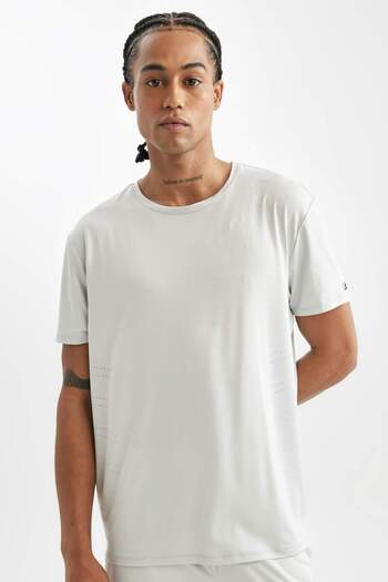 DeFacto DeFactoFit Standard Fit Crew Neck Sportsman κοντομάνικο μπλουζάκι C9175AX24AU