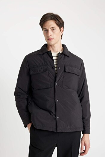 DeFacto Su Geçirmez Slim Fit Dar Kesim Gömlek Yaka Çıtçıtlı Cepli Şişme Mont D1230AX24WN