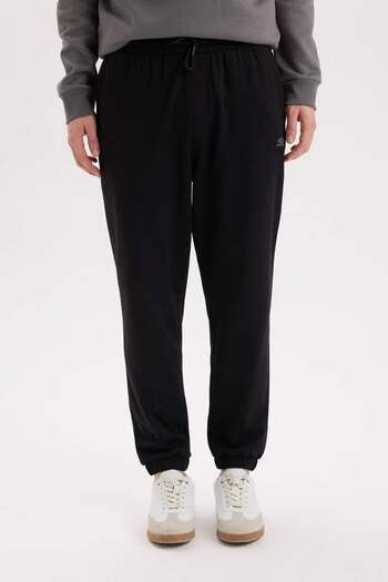 DeFacto Regular Fit Eşofman Altı Cepli Basic Düz Beli Bağcıklı Lastikli Paça D4416AX24AU