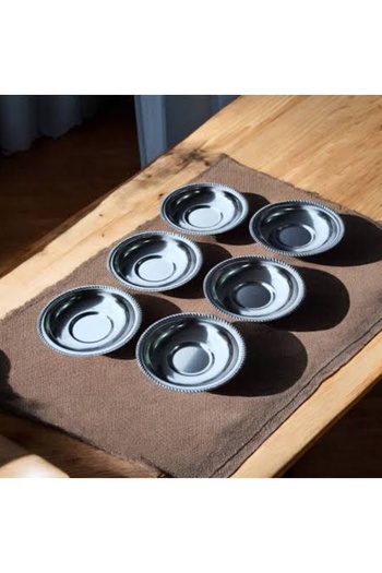 KIZILELMADA Set of 6 Metal Tea Plates – Durable and Stylish Design