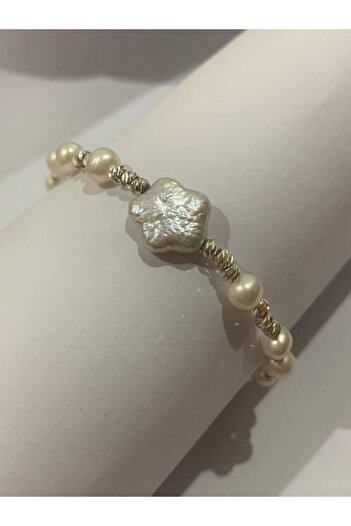KINZ AL-HADAYA Elegant cultured pearl star bracelet