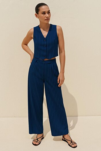 HAKKE Striped Vest Jacquard Crepe Suit