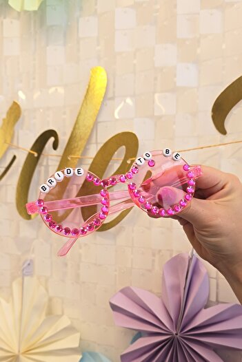 PEKSHOP Bride to Be Written Beaded Bride Party Glasses Pink