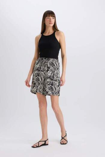 DeFacto High Waist Pattern Wide Leg Viscose Shorts L7411AZ24HS