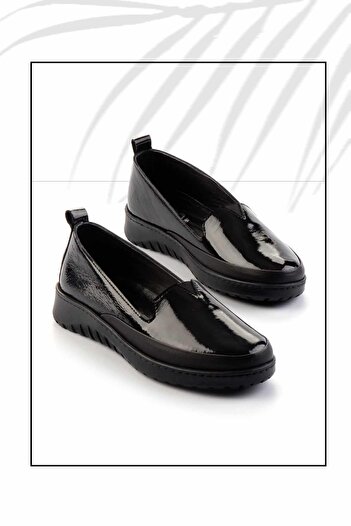 Bambi Black Wrinkled Patent Leather Genuine Leather Women's Ballerinas01331333308