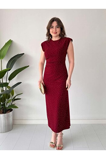 Mellyn Store Taşlı Vatkalı Arkası Yırtmaçlı Maxi Elbise