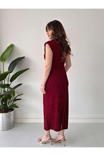 Mellyn Store Taşlı Vatkalı Arkası Yırtmaçlı Maxi Elbise