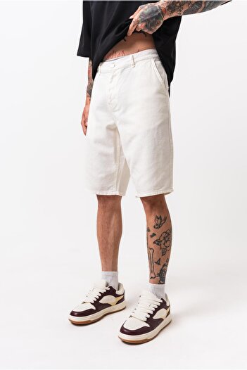 Respire Men's Piece Paint Shorts Ecru
