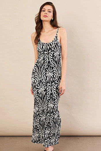 Cool & Sexy Women's Black-Ecru Patterned Maxi Dress Fls08