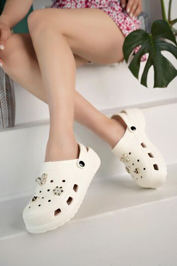 Raynok Stoned Stylish Design Unisex Slippers Beige