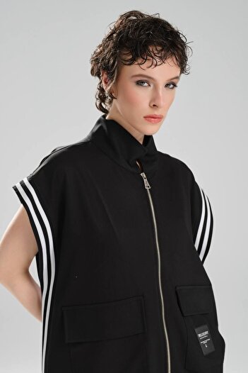 tw3 Women's Stripe Detailed Design Vest