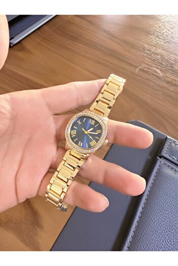 LOOQ New Model Women's Wristwatch with Zircon Stone Detail and Roman Numerals