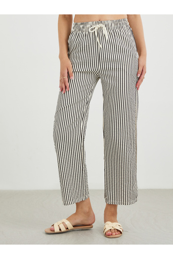 Styli Striped Drawstring Waist Loose Fit Pants