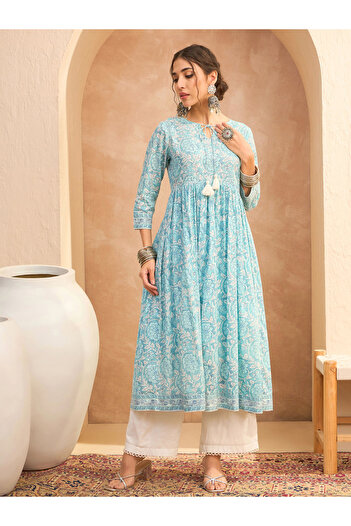 Sassafras By Styli Blue Floral Front Dori Gathered Kurta