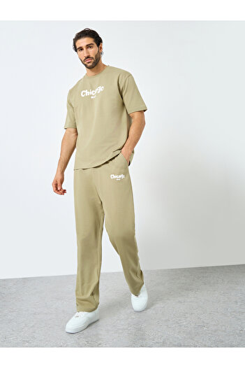 Styli Chicago Print Oversized T-Shirt and Joggers Co-ords