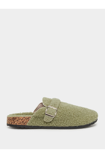 Styli Fluffy Textured Buckle Detail Slippers