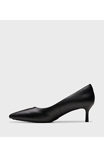 CLARKS Black Women's Adela Court Court Shoes