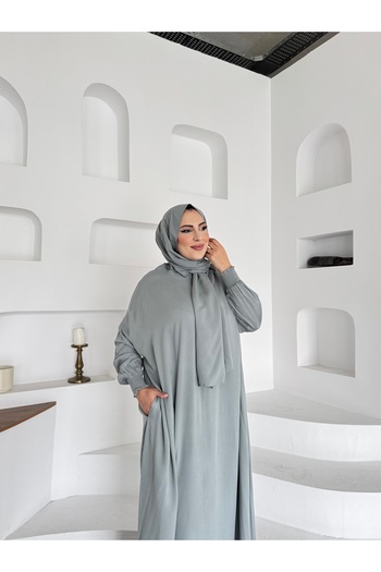 Quen One-Piece Prayer Dress with Neck