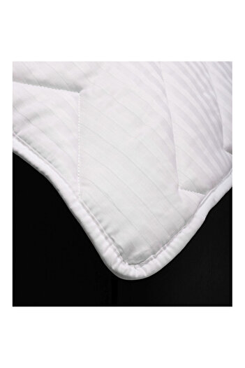 Lenjerii Deosebite Winter wool quilt, 180x210cm, 100% cotton damask front, Lenzerii Deosebite, White