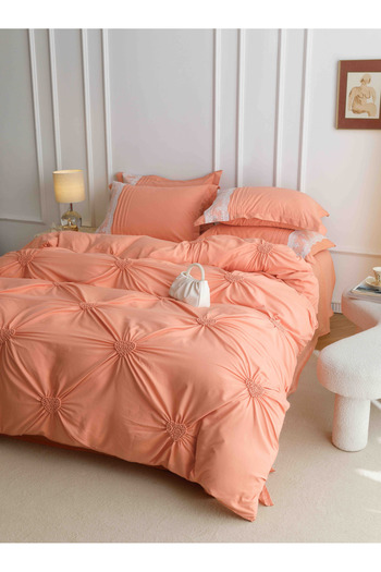 FIONNA.RO Finet Bed Linen With Embroidered Hearts - Pastel Orange