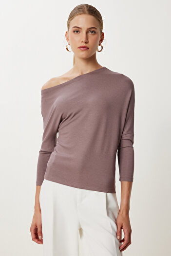 Happiness İstanbul Women's Mink Boat Neck Basic Knitwear Blouse Ub00473