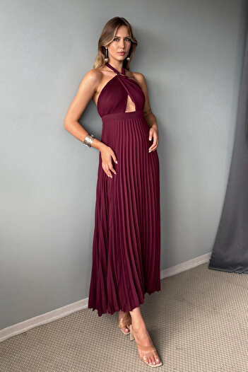 Trendyol Collection Dark Burgundy Pleated Cut Out Accessory Detailed Chiffon Midi Lined Dress Tprss25El00327