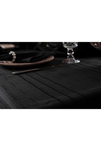 Cardea Colber 12-Person 26 Piece Black Tablecloth Set
