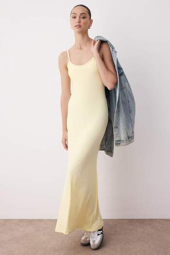 Trendyol Collection Yellow Strap Pool Collar Bodycone/Fitted Straight Maxi Knitted Dress Twoss25El00901