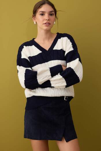 Trendyol Collection Pulover de tricotaj cu blocuri de culoare, cu textura moale, albastru bleumarin TWOAW26KZ00199