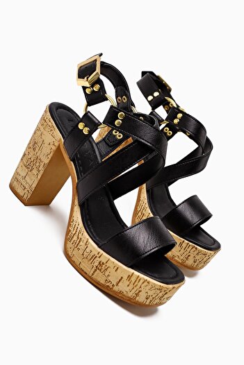 Limoya Havannah Black Cross-Strapped Platform Heeled Women's Sandals