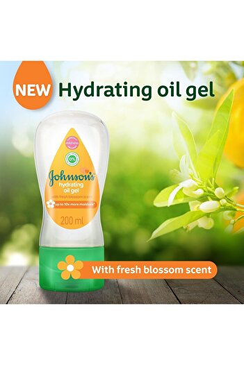 Johnson & Johnson Johnson's Baby Oil Gel 200 ml Locks in Moisture for Soft, Smooth Skin with Gentle Nourishing Care