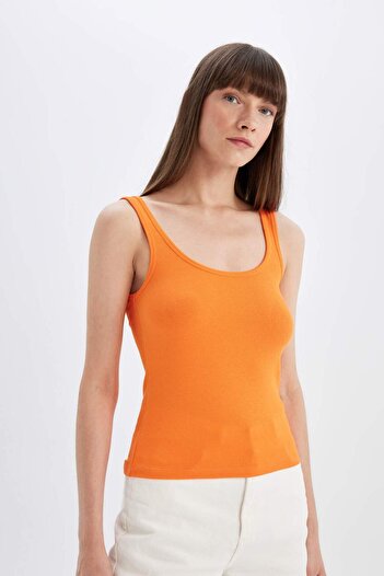 DeFacto Slim Fit Dar Kesim U Yaka Ribana Basic Düz Atlet C0095AX24SM