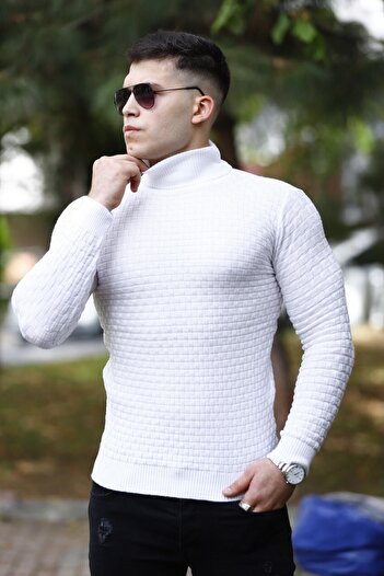 WOWA COMPANY Men's White Turtleneck Knitwear Sweater