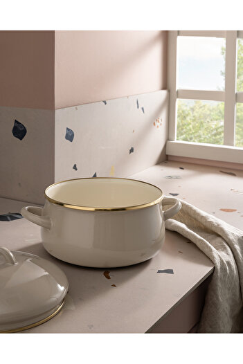 Madame Coco Montferry Pot - Beige - 20 cm