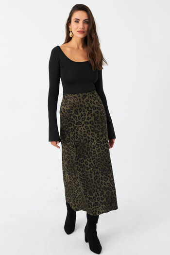 Cool & Sexy Car1060 Model Khaki Patterned Women's Satin Skirt