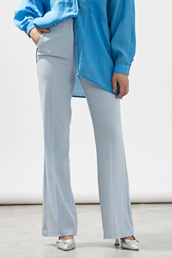LA PANTE Flared Leg Woven Trousers