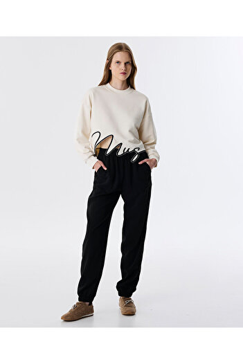 Twist Slogan Embroidered Crop Sweatshirt