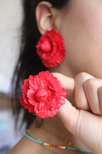 Gizy Store Polymer Clay Red Rose Earrings, Engagement Accessory, Bridal Accessory, Henna Night Earrings, Red Flower Earrings