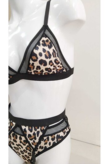 SiaLess Lingerie Women's Underwear Sexy Cream Leopard Pattern Mesh 4 Piece Garter Suit + Stockings Gift