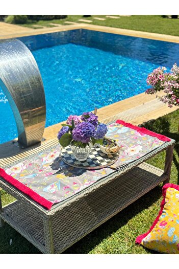 Merve Kaymakcı Flower Pattern Beige Runner - Fuchsia Fringe