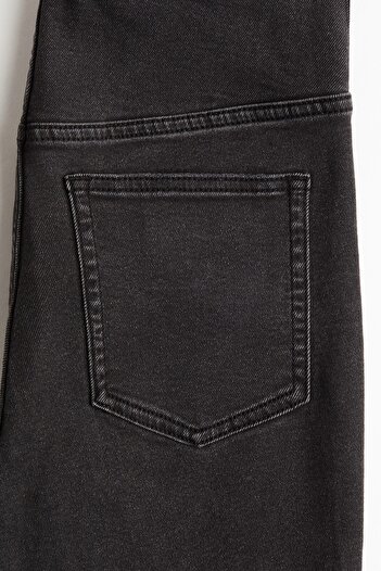 H&M MAMA Skinny Jeans