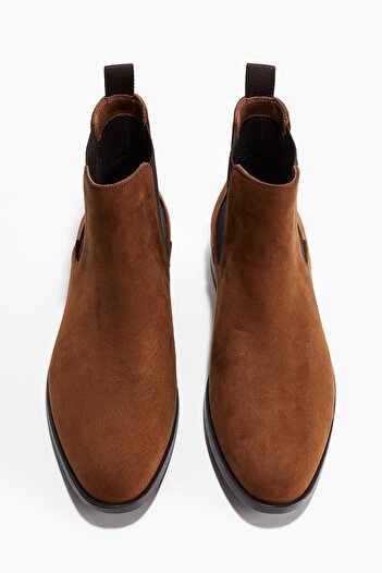 H&M Chelsea Bot