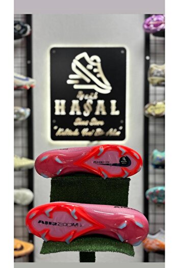 Store HASSAL PEMBE FUTBOL AYAKKABISI