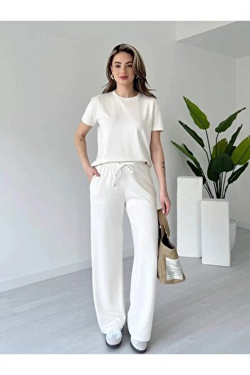 Gizem Ecemiş Jadon Tshirt-Pants Sports Set - White
